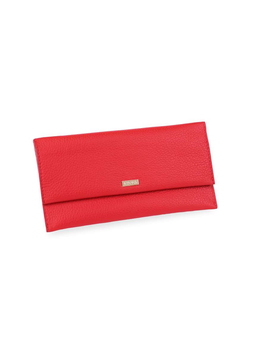 Amour shops Pouch