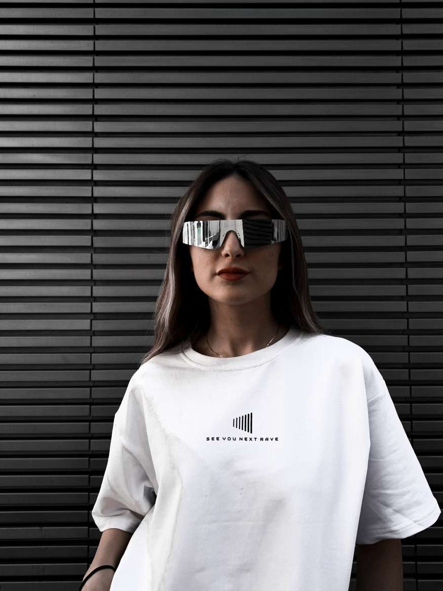 ミュージシャン HYDE GURUGURU SUNGLASSES Amazon.co.jp: Hyde Arrival FC Exclusive Guruguru Sunglasses